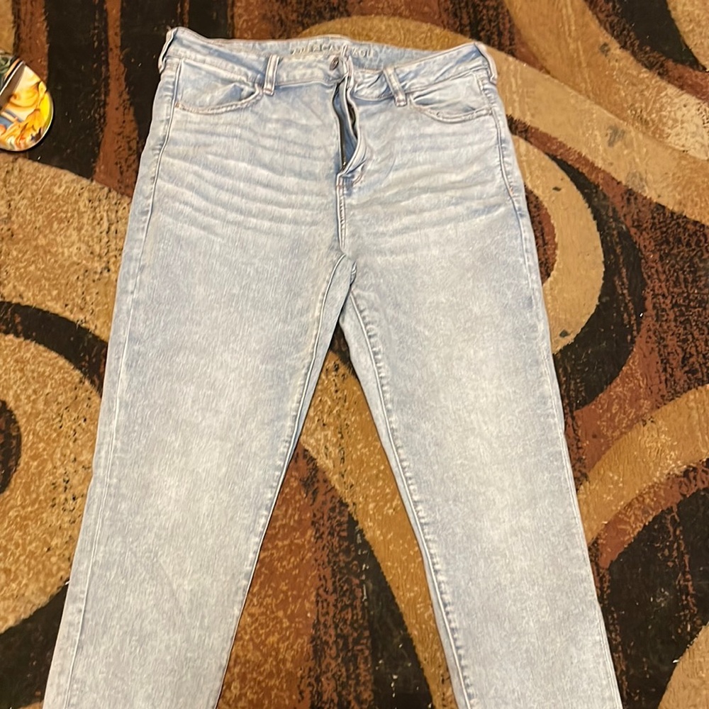 Brand new American eagle pants size 16 . Tag came off while trying the jeans on